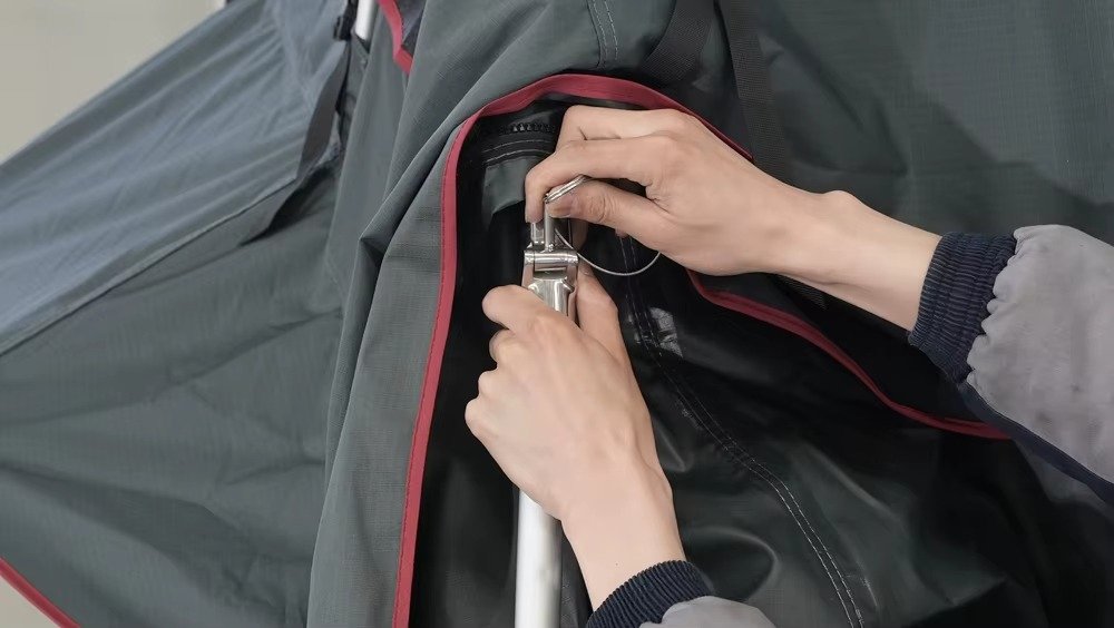 SUV Tent Zipper Opening and Fabric Detail