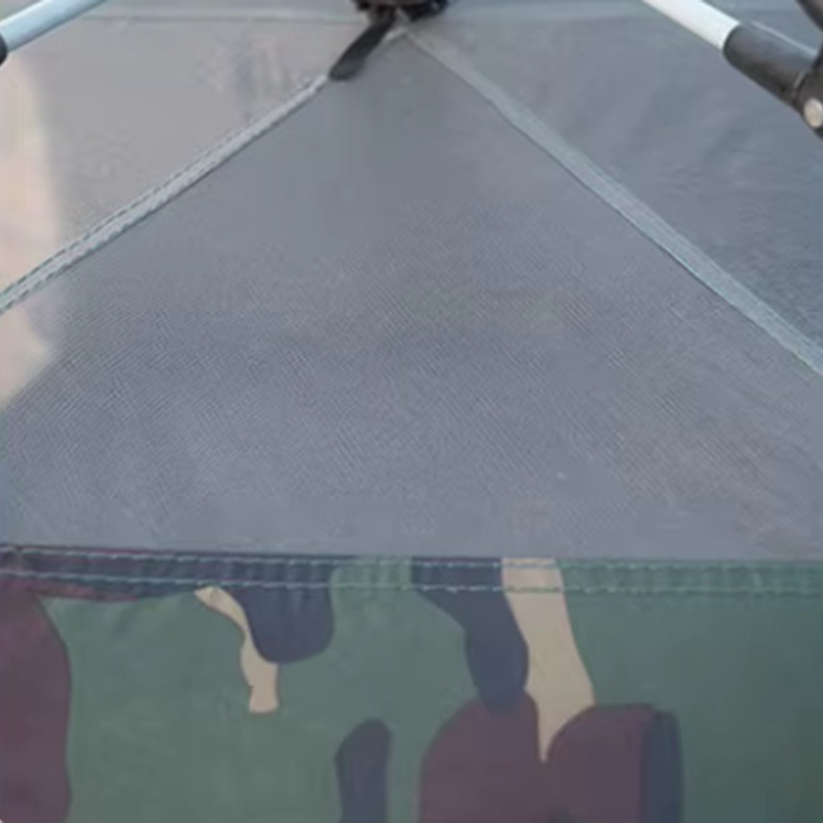 mesh on top for good ventilation